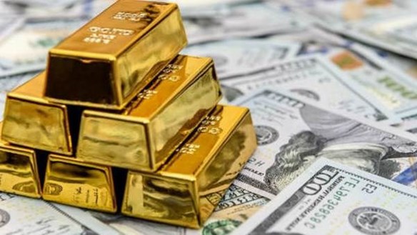 Ảnh hưởng đà tăng đồng USD và thị trường chứng khoán, giá vàng tiếp tục rơi tự do