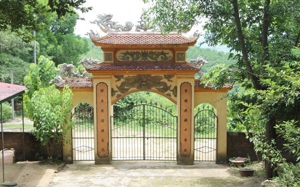 Danh thắng Hồ và Chùa Long Đàm - một địa chỉ du lịch tâm linh
