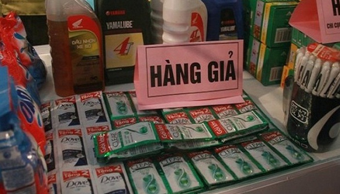 Hàng giả, gian lận thương mại gia tăng cận Tết