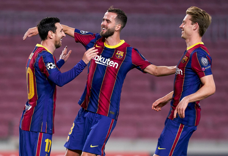 Kết quả Champions League 5/11: Man Utd, PSG thua thảm, Chelsea, Barca ẵm 3 điểm