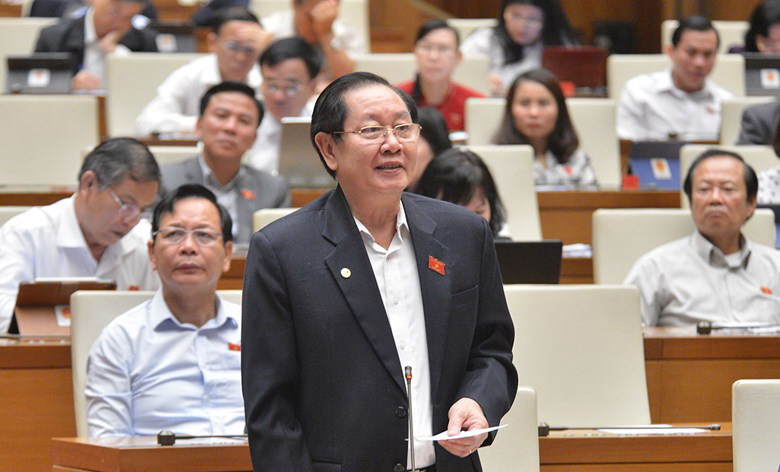 Không thi tuyển công chức, viên chức với người dân tộc thiểu số