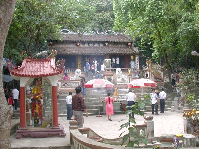 Lễ hội đền Chợ Củi