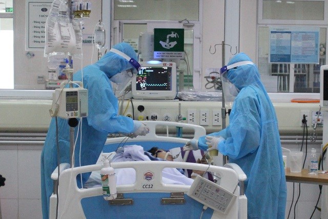 Thêm 1 ca mắc mới Covid-19 trên chuyến bay VN8 từ Angola