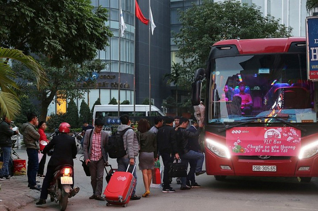 Tổ chức đưa 1.200 lao động có hoàn cảnh khó khăn về quê đón Tết Tân Sửu 2021