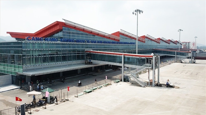Sân bay Vân Đồn xét nghiệm COVID-19 cho gần 300 nhân viên