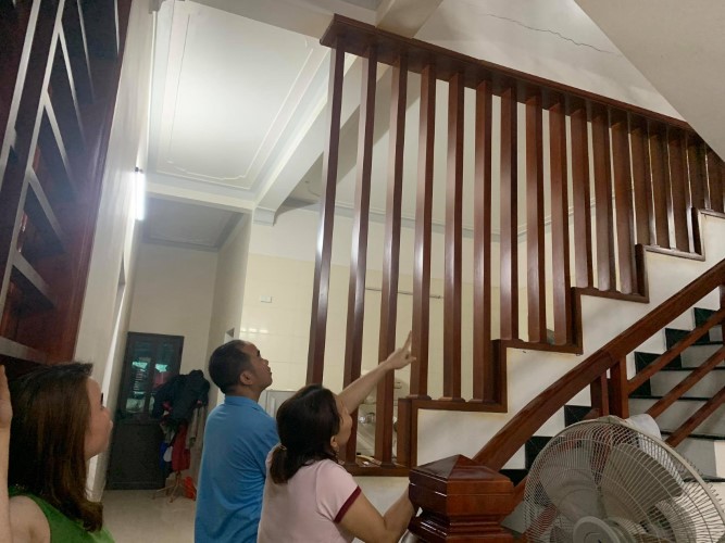 Hà Tĩnh: Thi công Quốc lộ 8A nứt nhà dân