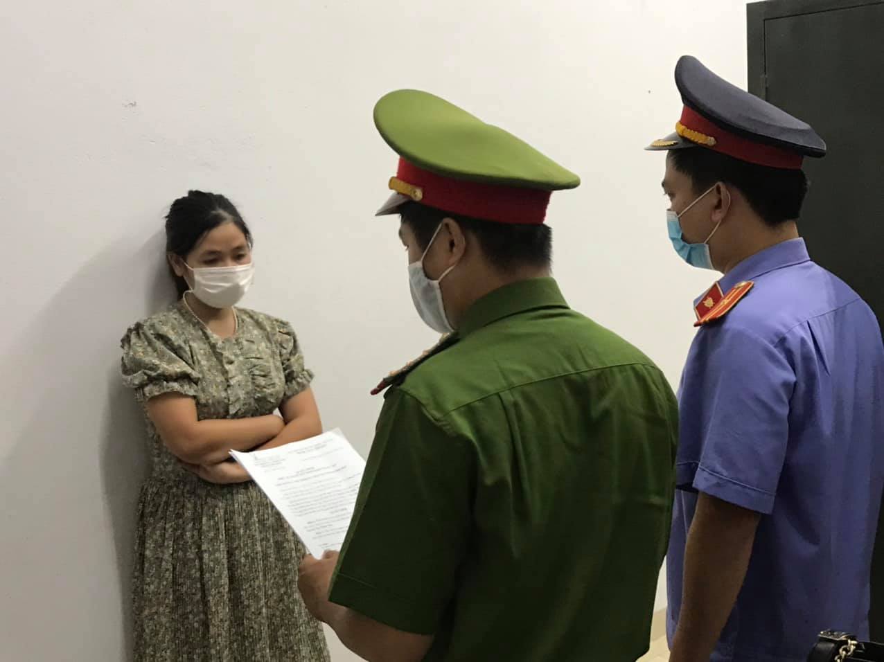 'Nổ' quen 'quan chức cấp cao', cô gái trẻ rao bán vắc xin COVID-19 giá 4-5 triệu/liều