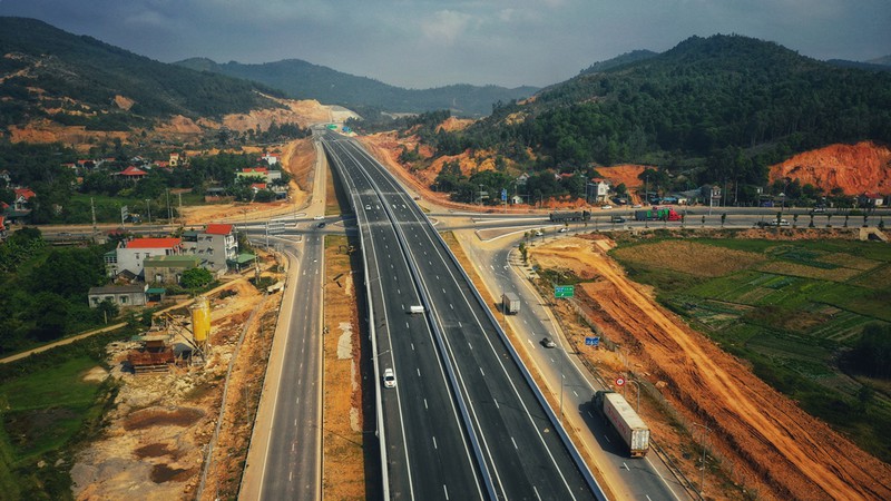 Trình Quốc hội quyết định đầu tư thêm 552km cao tốc Bắc - Nam, tổng vốn hơn 124.600 tỷ