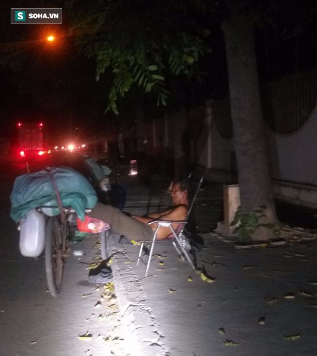 Cụ ông mất khi chỉ kịp nằm trên giường được tặng 30 phút: Vừa tìm được người thân 2 ngày