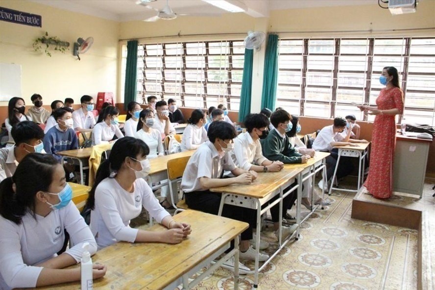 Hà Tĩnh tạm dừng mở các lớp bồi dưỡng chức danh nghề nghiệp giáo viên
