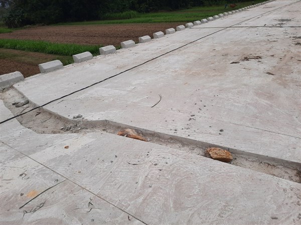 Hà Tĩnh: Chưa bàn giao, tuyến đê gần 50 tỷ đã sụt lún