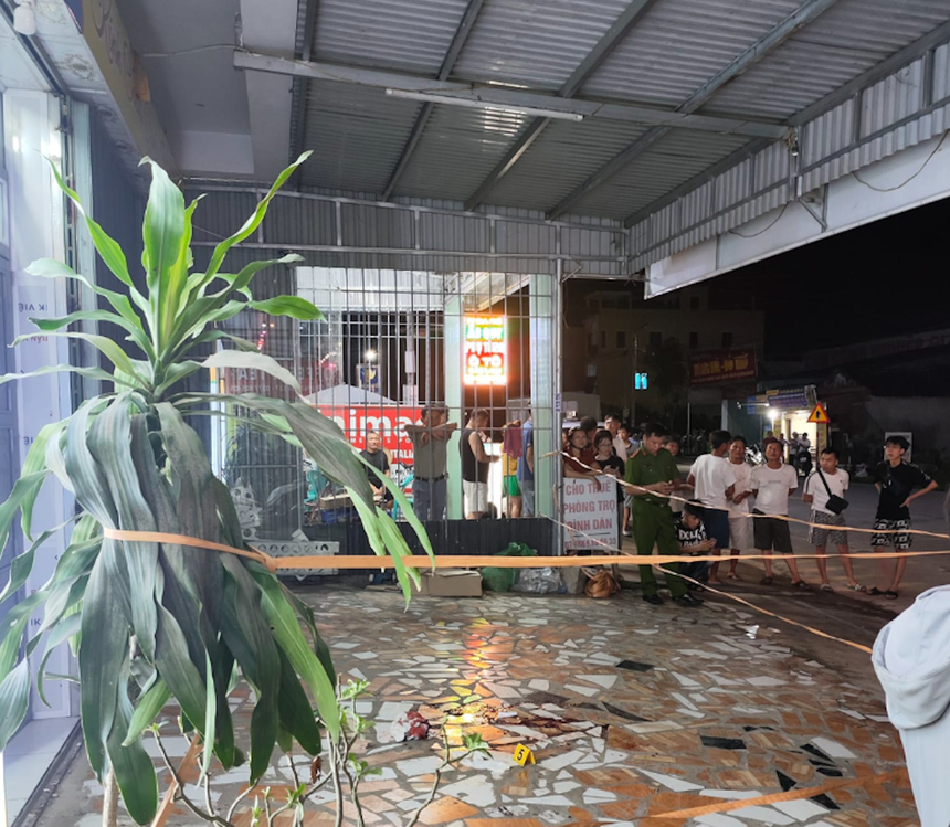 Ninh Bình: Vừa chuyển đến nhà trọ mới được vài giờ, chồng sát hại vợ rồi tự thú