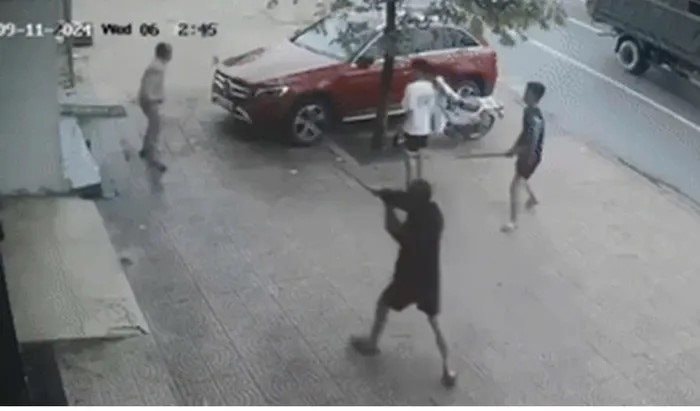 Chém người trọng thương vì mâu thuẫn kinh doanh