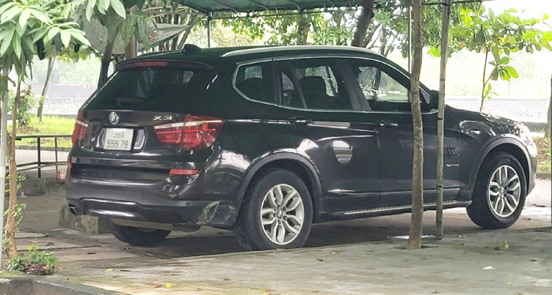 Lòng vòng xe sang đem ra đấu giá lại “chui tọt” vào nhà ông chủ công ty đấu giá