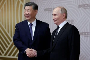 Chủ tịch Trung Quốc Tập Cận Bình và Tổng thống Nga Vladimir Putin (Ảnh: Reuters).