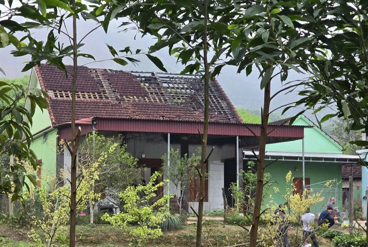 Đám cháy xảy ra tại nhà riêng của anh P.V.D., trú tại xóm Tân Bình.
