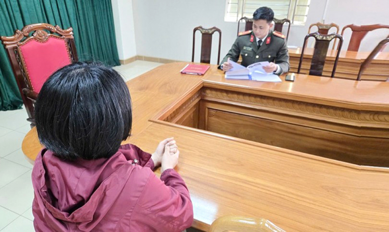 Tung tin thất thiệt “ăn tiết canh dê nghi bị liên cầu lợn”, một phụ nữ bị xử phạt
